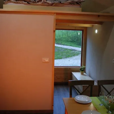 Estate Marjetin Dom Idrija