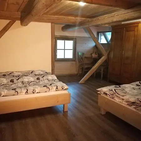 Estate Marjetin Dom 3* Idrija