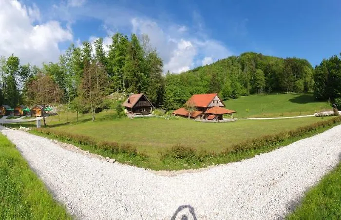 Estate Marjetin Dom 홀리데이파크 3*