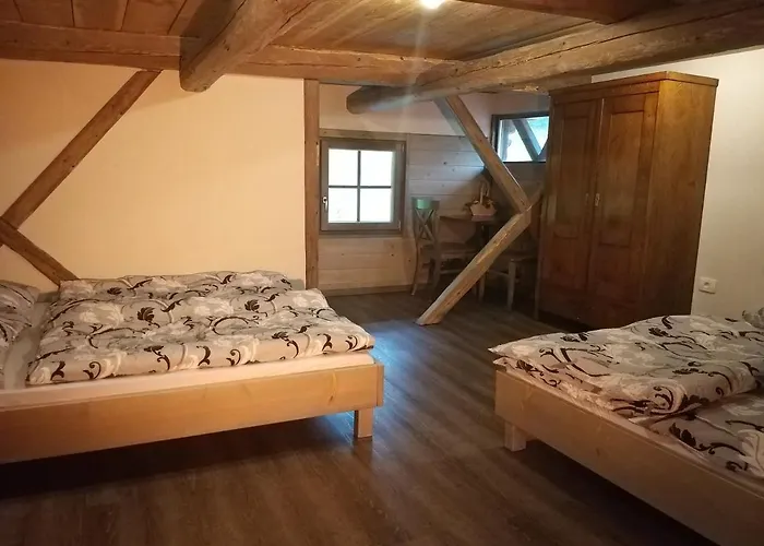 Estate Marjetin Dom 3* 이드리야